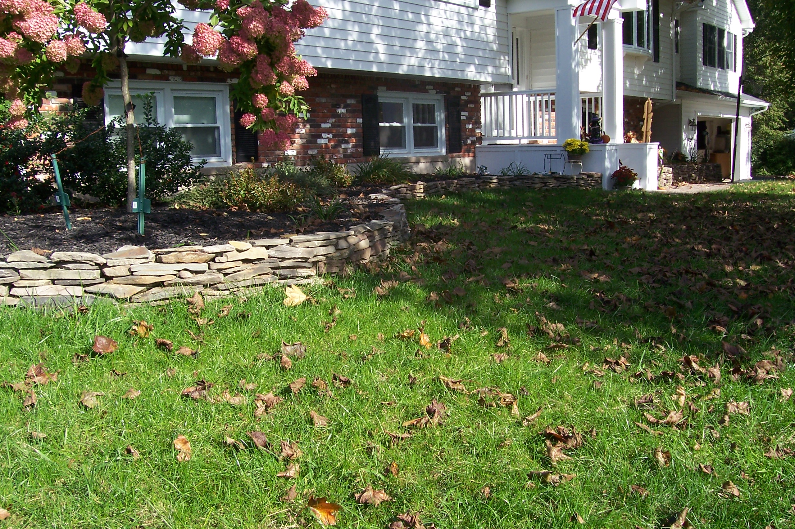 Walkway & Knee Walls Country Landscaping, LLC